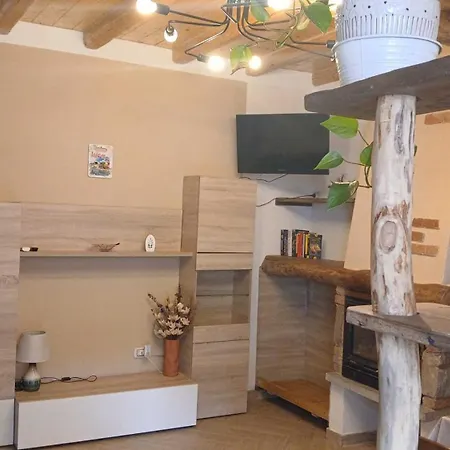 La Meridiana Maggiore 2 아파트 *